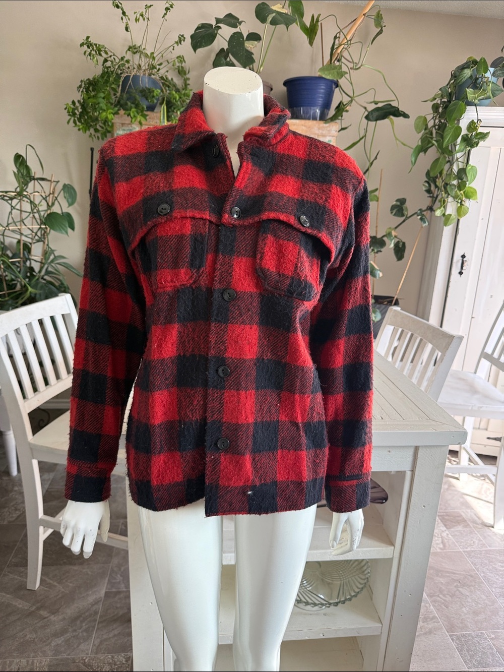 Vintage 1970s  Red and Black Plaid Wool-Blend Buffalo Button Front Jacket